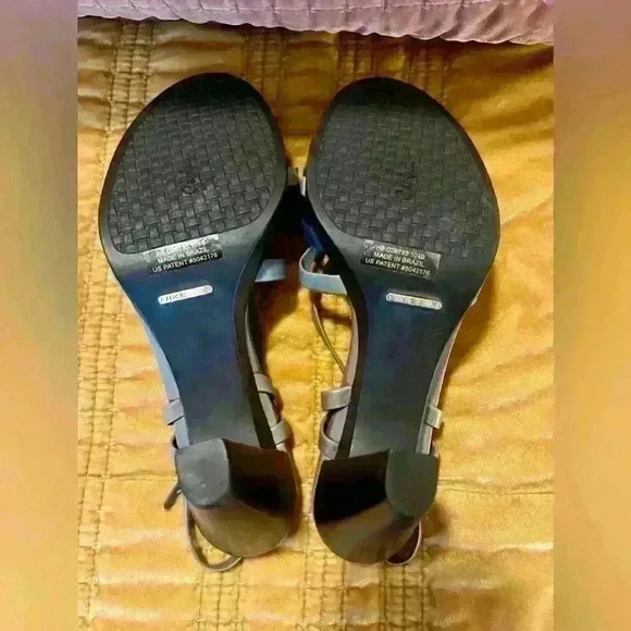 Cole Haan Nike Air Chloe Sandals, Size 10.5 - Runs a little small, more like 10 - Picture 9 of 13